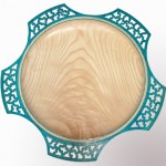 How do you do the lacework effect on the rims of lacework bowls and platters?